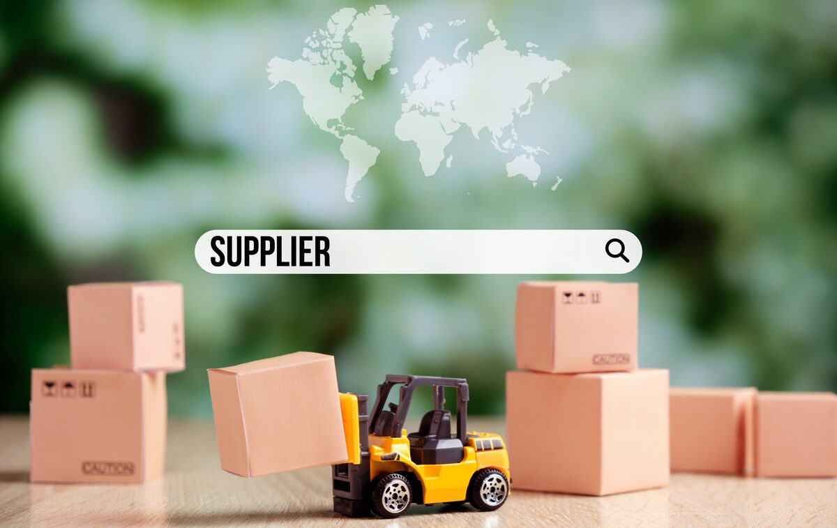 Dropshipping Shopify Suppliers 2026: Find, Vet & Connect With Them