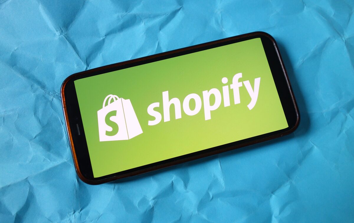 How Does Shopify Work In 2026? A Beginner's Guide